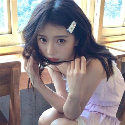 爱长颈鹿的女人